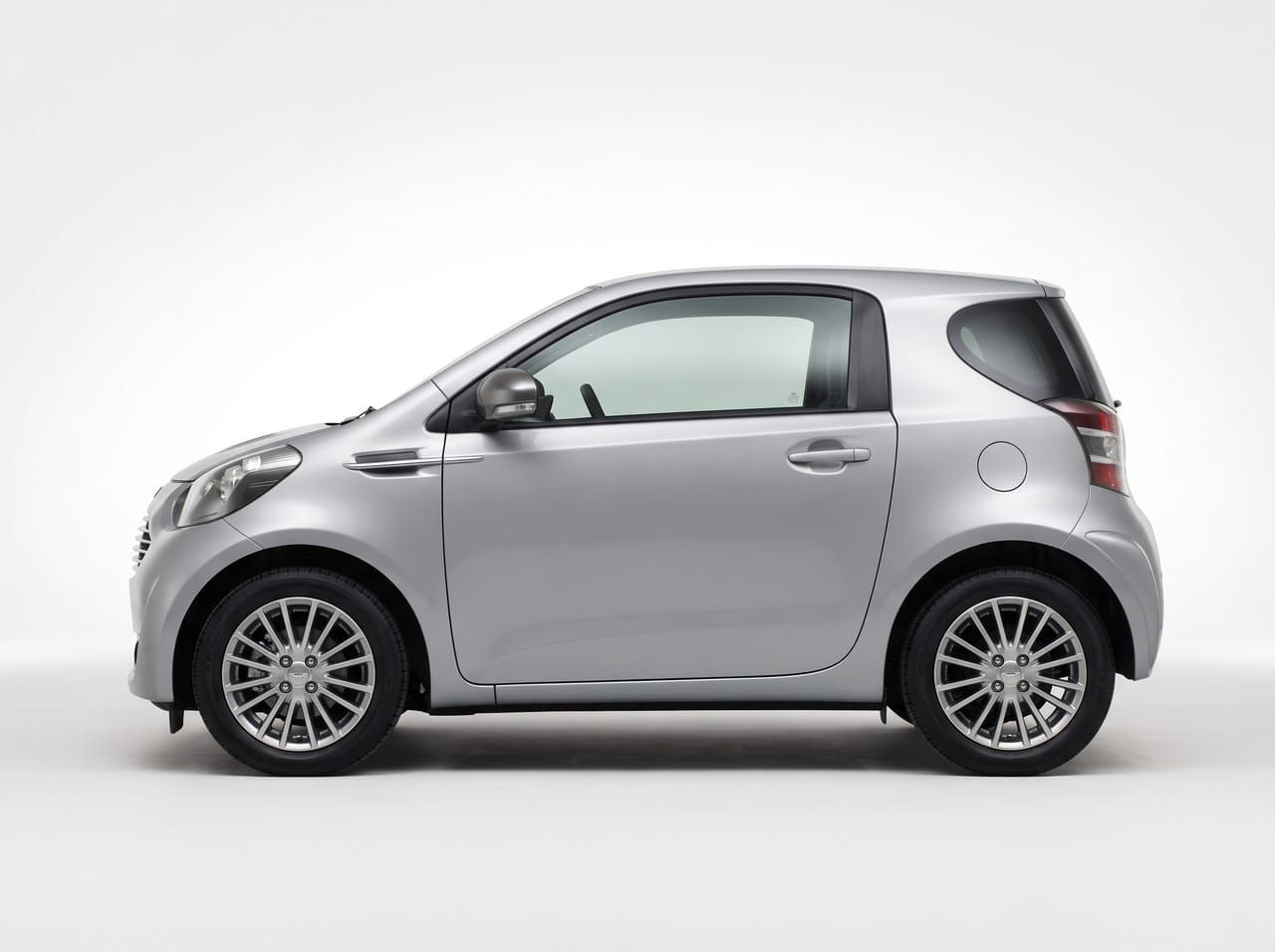 Aston Martin Cygnet