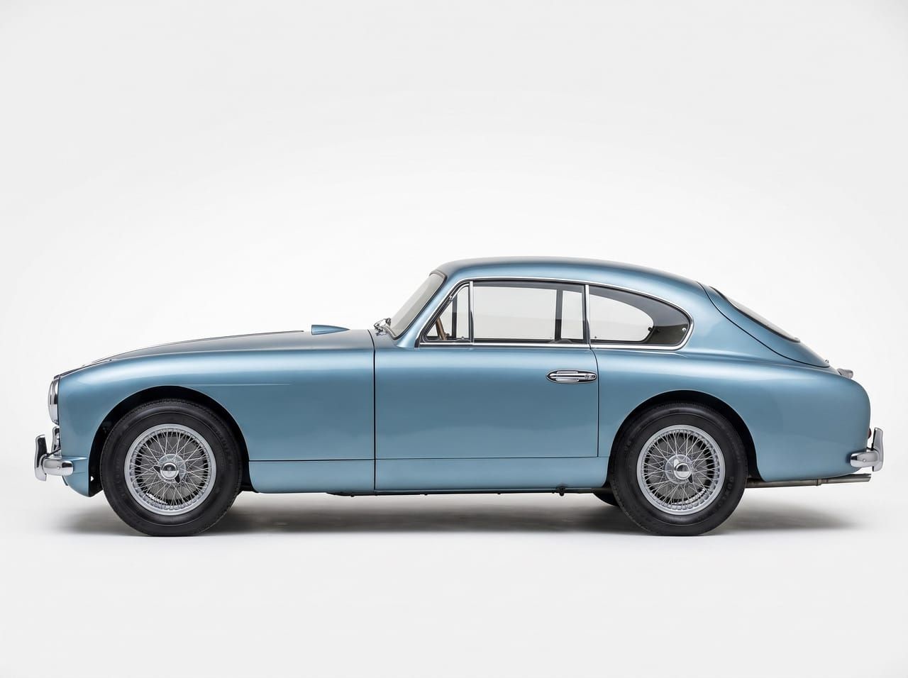 Aston Martin DB