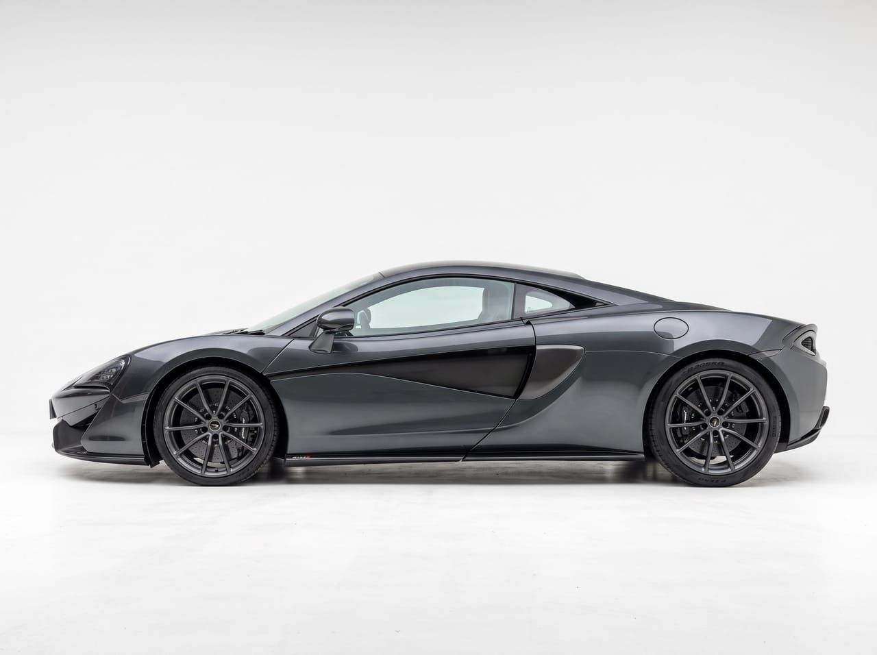 McLaren 570S